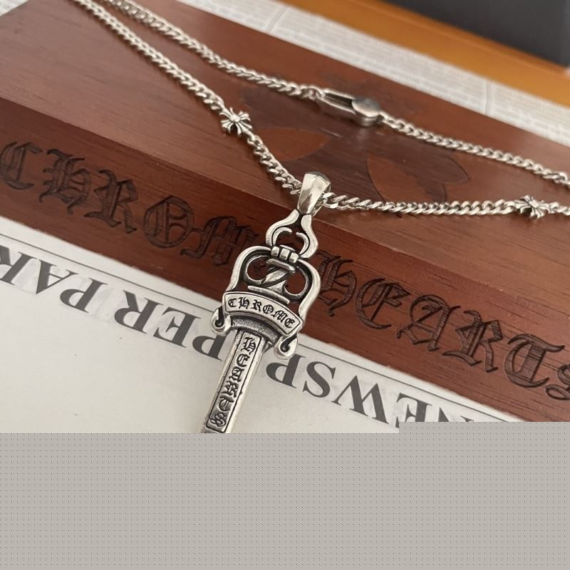 Ch**me He**ts necklaces